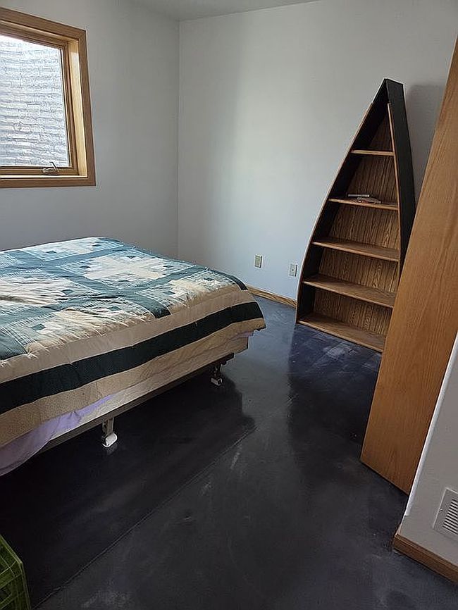 Additional photo 3 of property located at 3111 42nd St Se