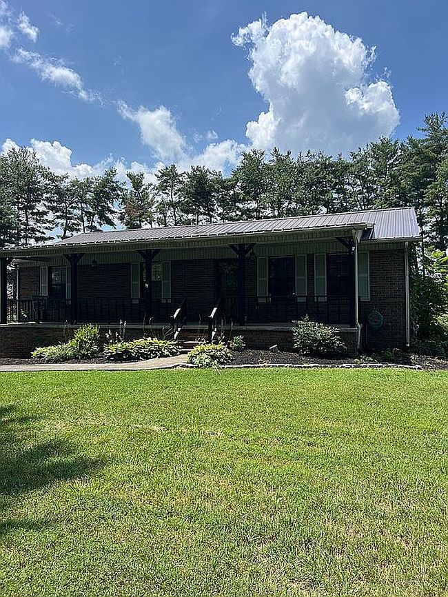 Photo of 940 Crestview Dr, Talbott, TN