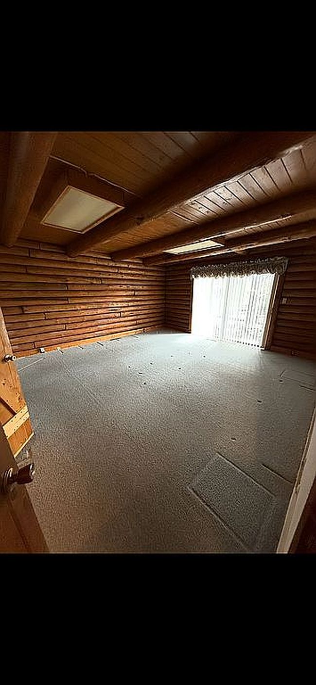 Image of 2706 Ivy Dr