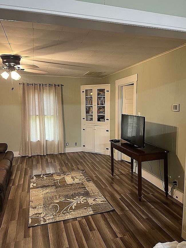 Photo of 404 Tom Greer Rd, Bardstown, KY