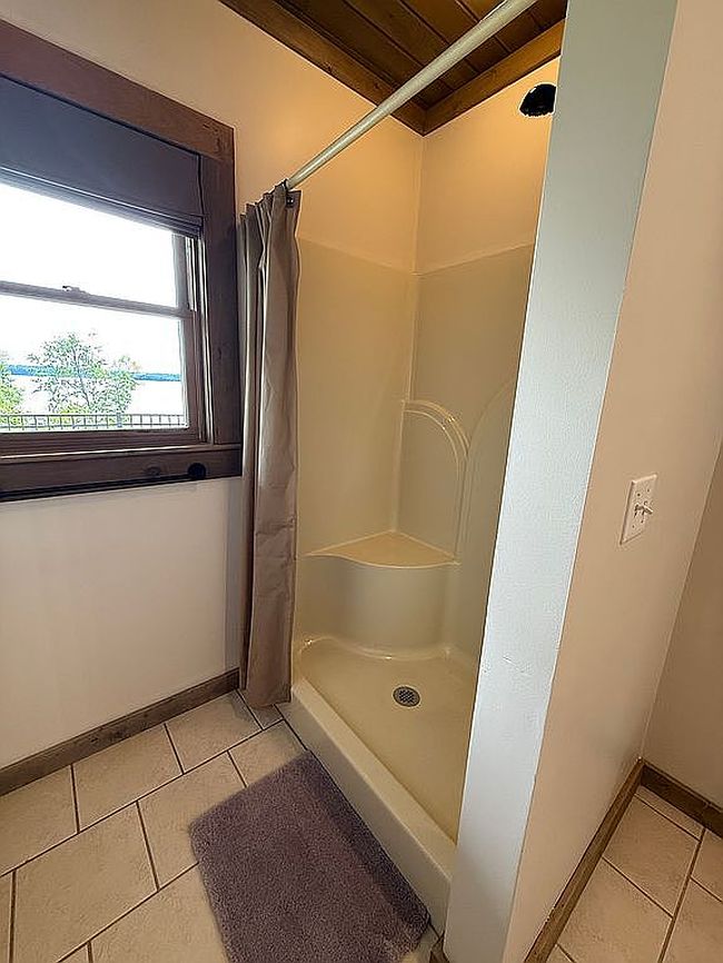 Image of 458 Sherwood Dr