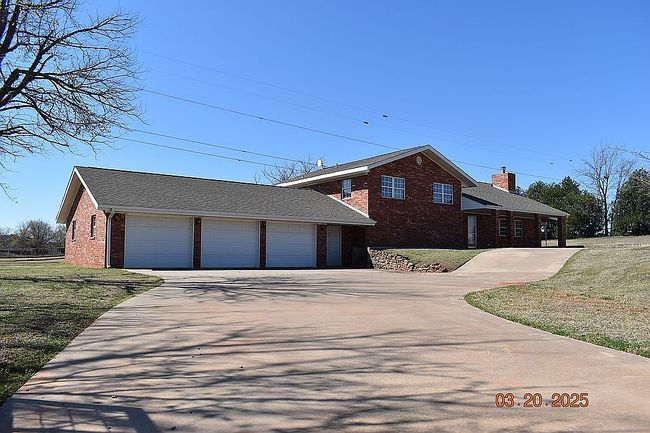 Image of 5410 N Porter Ave
