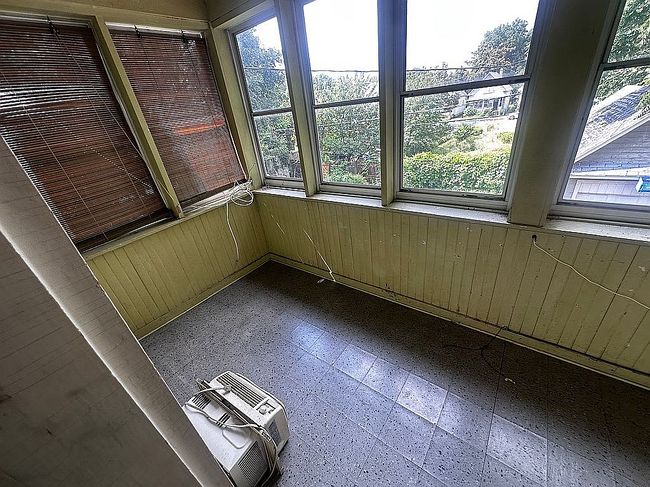 Photo of 238 Weyl St, Rochester, NY