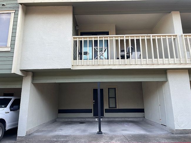 Preview of property located at 9611 Walnut St Apt 1102