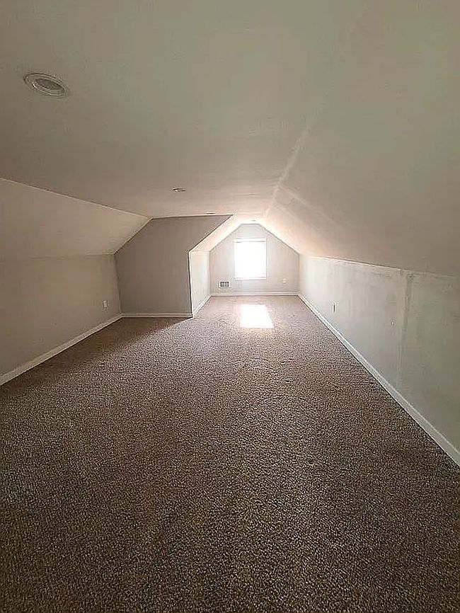 Image of 221 Sw Rainbow Ave