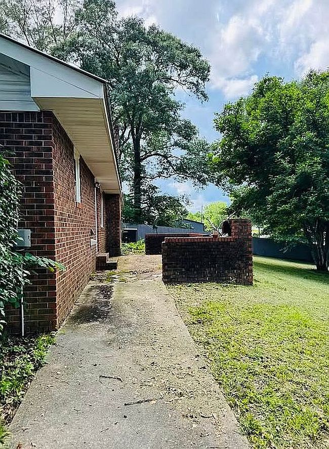 Photo of 926 Frances Cir, Clanton, AL