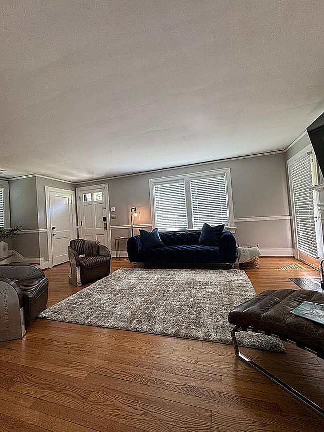 Additional photo 2 of property located at 405 Riverside Dr