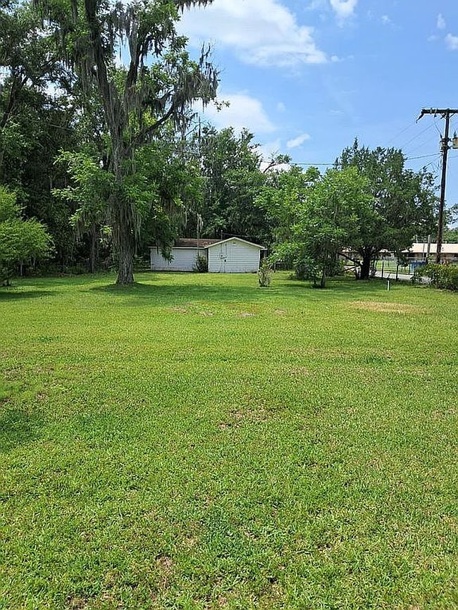 Photo of 275 Nw 7th Ave, Lake Butler, FL