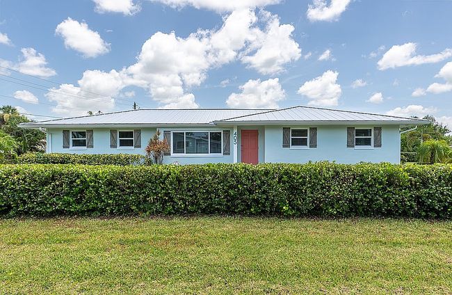 Photo of 405 W Charlotte Ave, Punta Gorda, FL