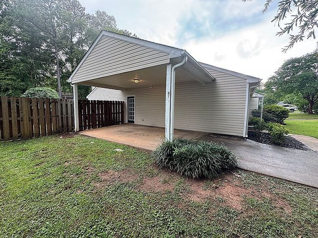 Photo of 17 Sweetbriar Ln, Spartanburg, SC