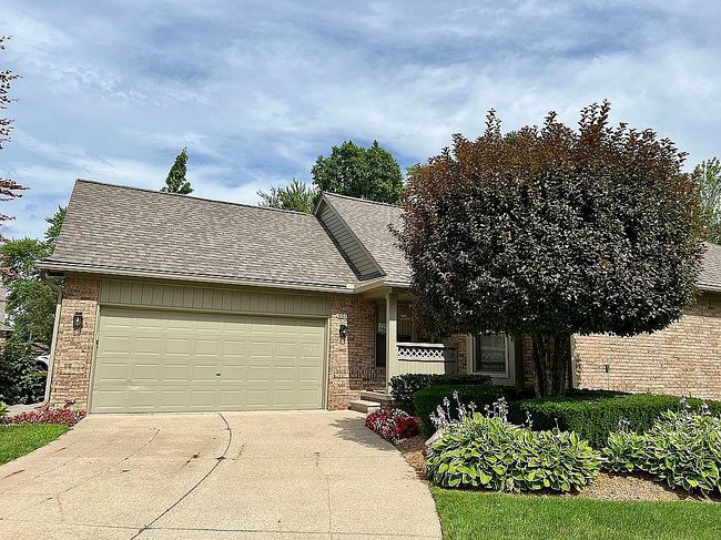 Photo of 4480 Bayberry Ct, Warren, MI