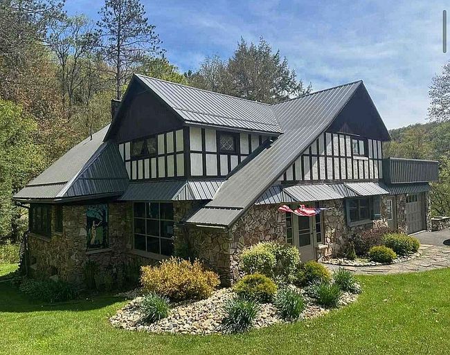Photo of 72 Gibbs Hill Rd