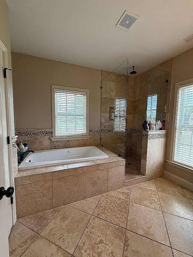 Image of 11 Shelton Dr
