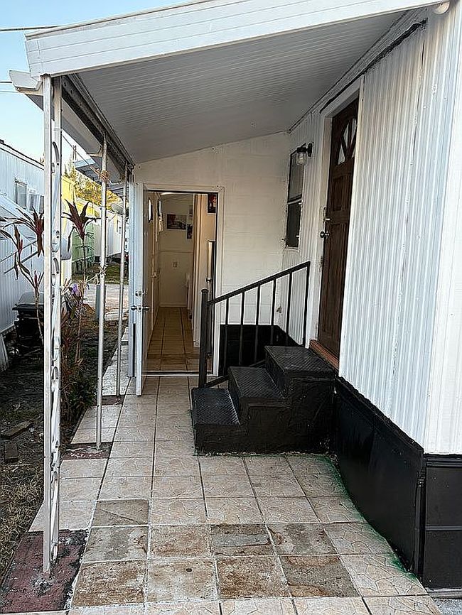 Image of 37 Bay Ave