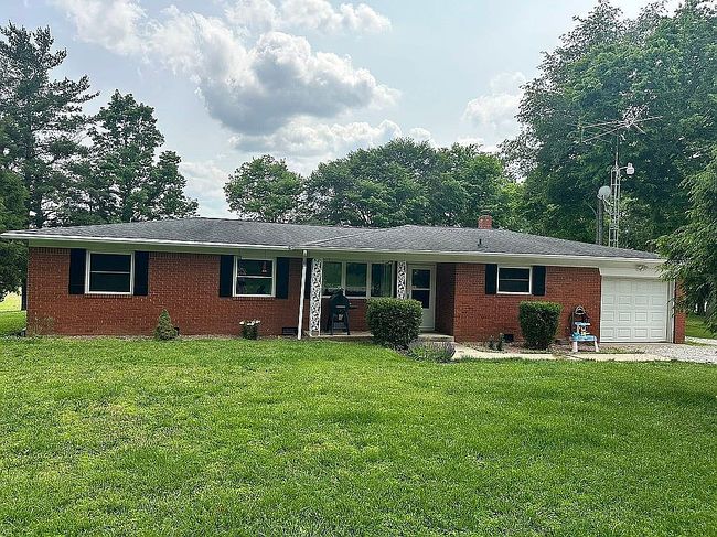 Photo of 2233 W 900 N, Edinburgh, IN