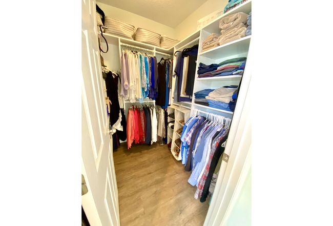 Image of 112 Hanging Moss Dr
