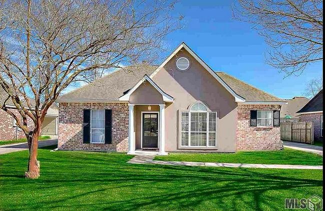 Image of 14334 Whispering Oaks Dr