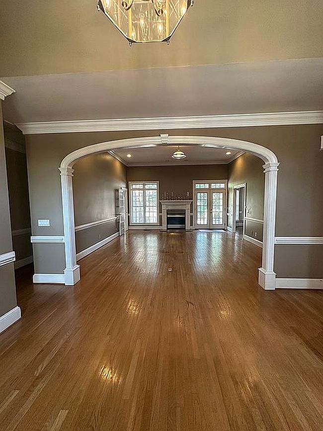 Image of 1700 Bloomsbury Rd