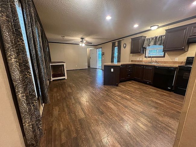 Image of 602 Vincent Rd
