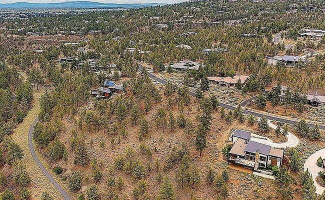 Additional photo 3 of property located at 1650 Nw Wild Rye Cir