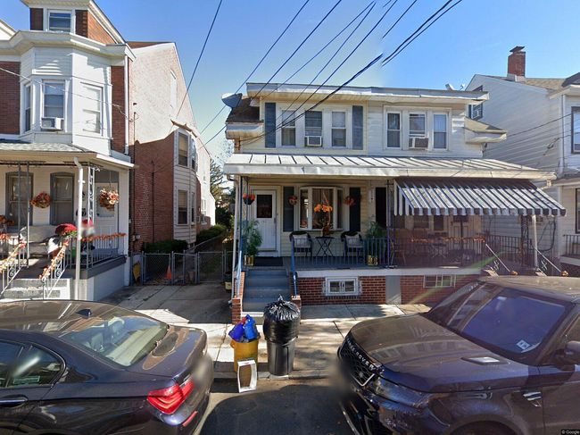 Photo of 320 Commonwealth Ave