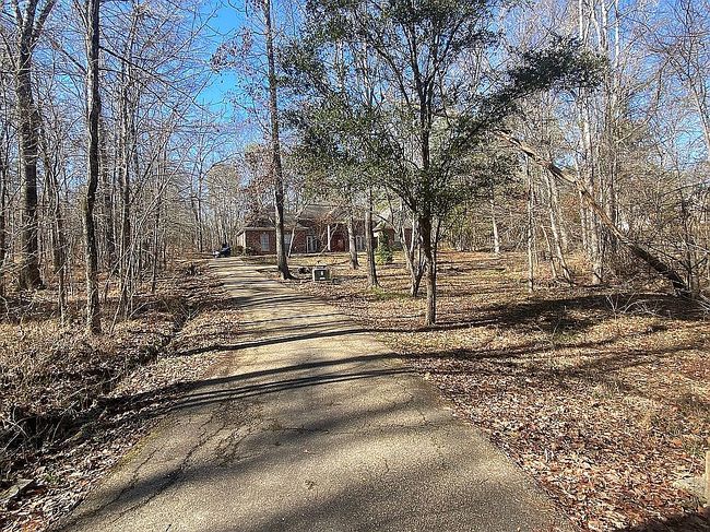 Image of 221 Glen Springs Rd