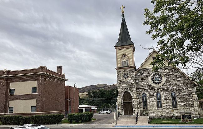 Photo of 440 N Hayes Ave, Pocatello, ID