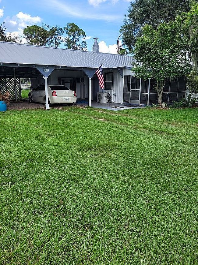 Photo of 1610 Barney Bass Rd, Frostproof, FL