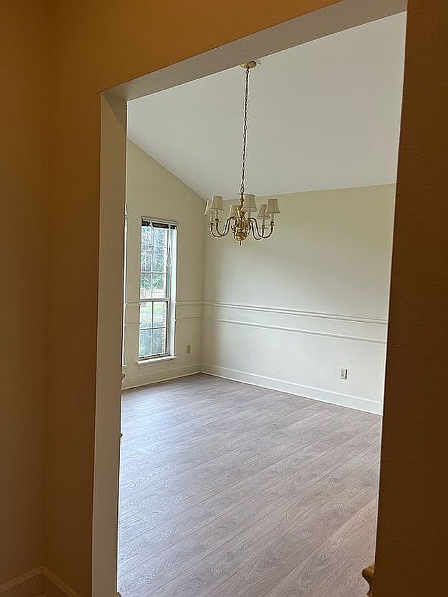 Additional photo 3 of property located at 3486 Colonnade Dr