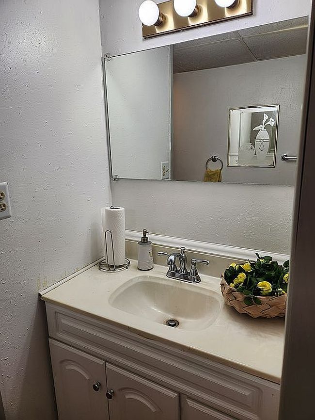 Photo of 1301 S 1st St, Aberdeen, SD