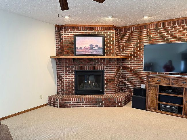Image of 4270 S Elm Ave