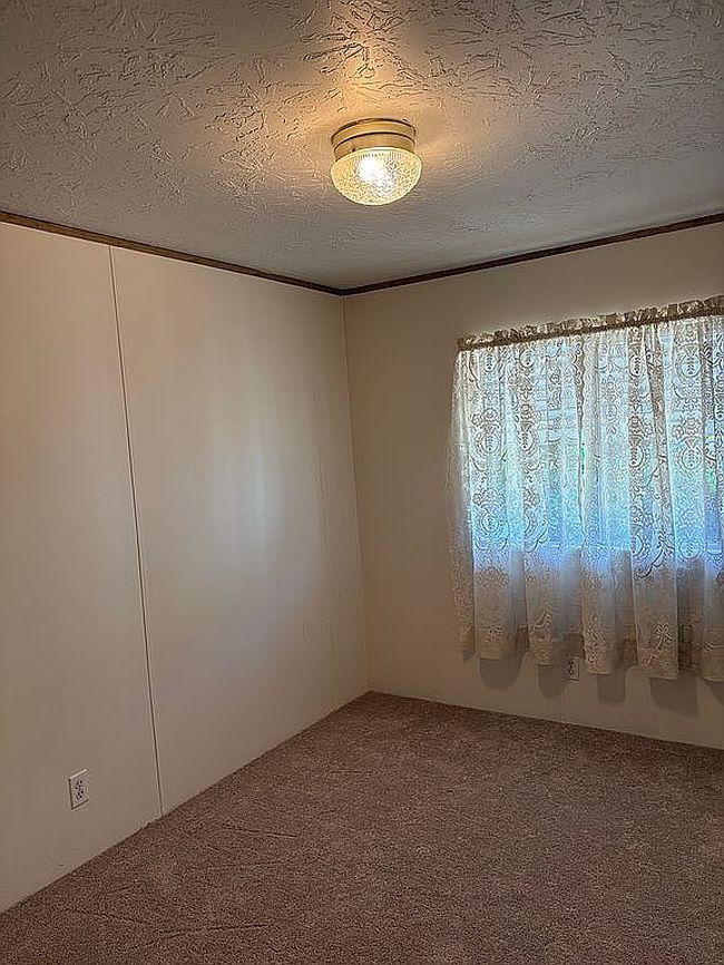 Photo of 3013 Surfwood Dr Ne, Salem, OR
