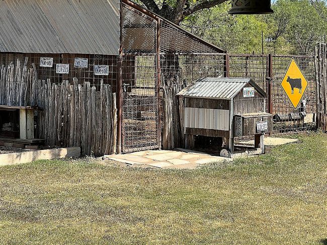 Additional photo 2 of property located at 3537 Fm 140