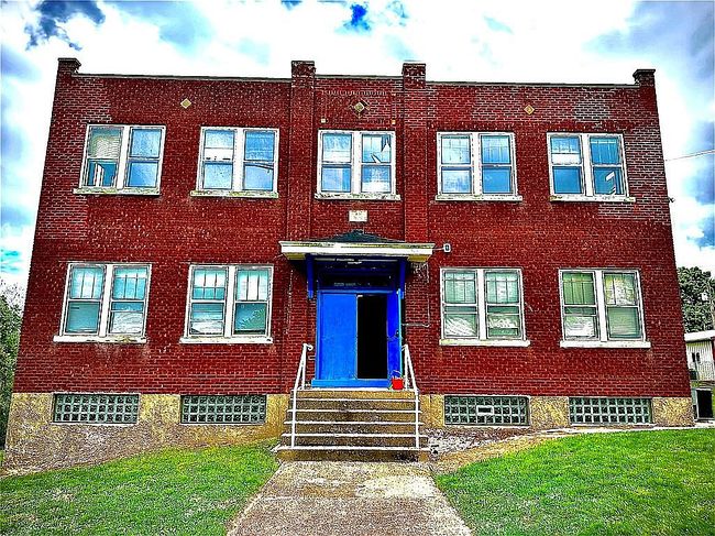 Photo of 118 Garrett Ave