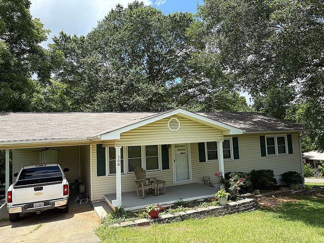 Photo of 800 Delta St, Bessemer, AL