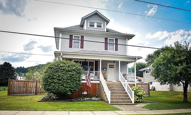 Image of 520 Martin Ave