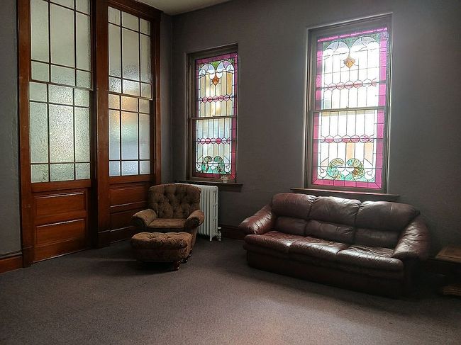 Image of 902 W Main St