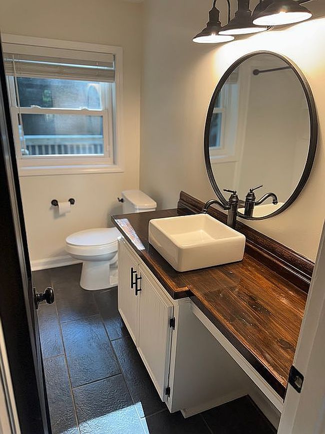 Image of 4413 Winding Way