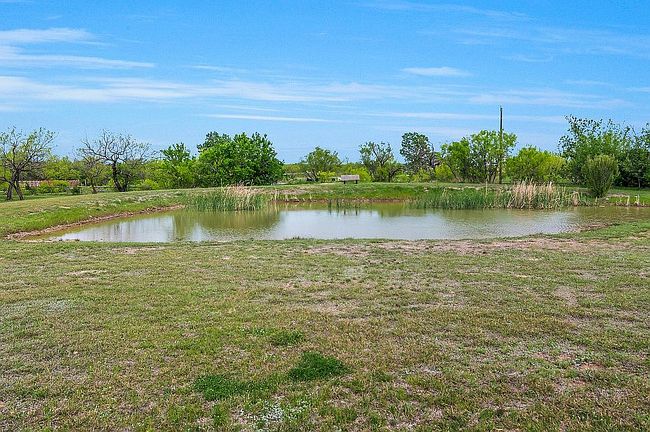 Additional photo 2 of property located at 375 Tilda Jane Ln