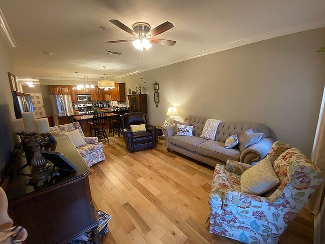 Image of 3152 Dykes Bridge Rd #102