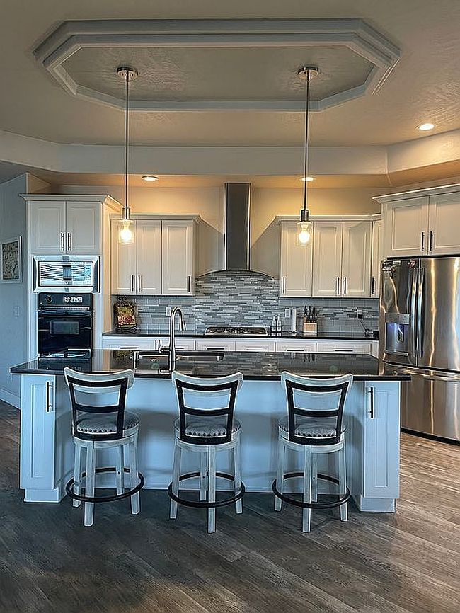 6401 Eagle Crest Dr, Pasco, WA