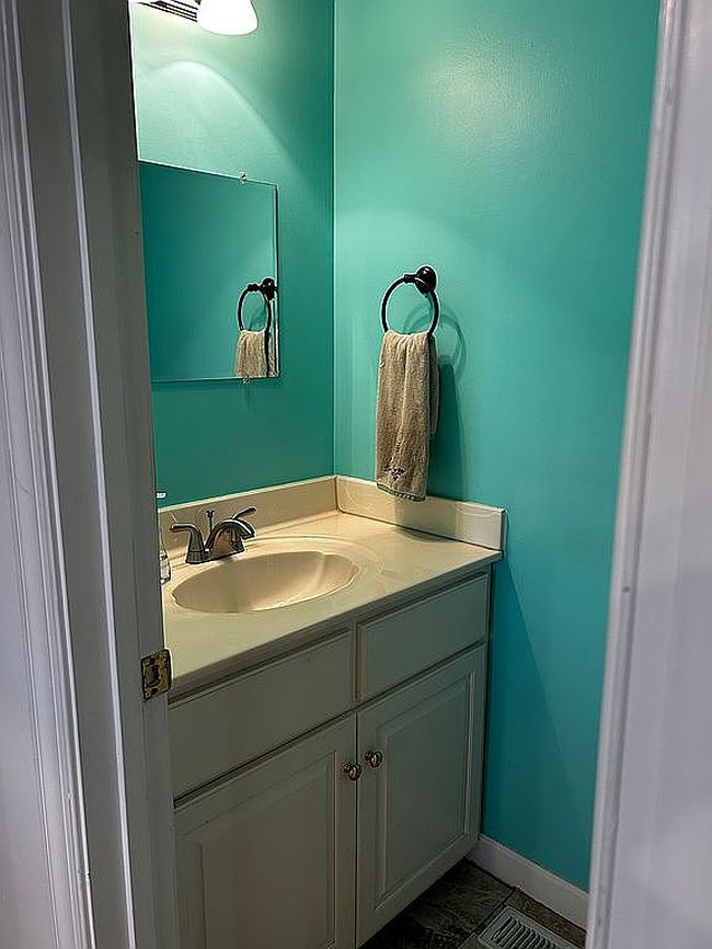 Photo of 515 Briarwood Rd, Warsaw, NC
