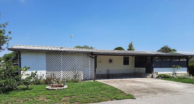 Preview of property located at 28 Lakeview Dr