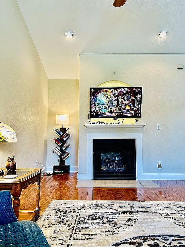 Photo of 70 Whisper Bnd, Johnson City, TN