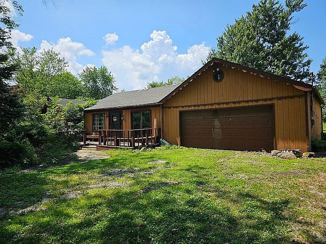 Photo of 3650 Williams Ct, Avon, OH