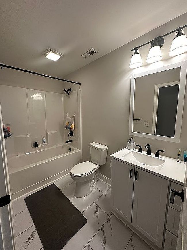 Photo of 2251 S 5th St, Hartsville, SC