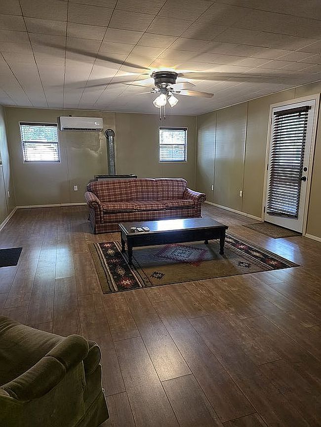 Photo of 274 Whisper Dr E, Murray, KY