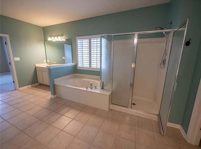 Image of 6244 Newark Dr