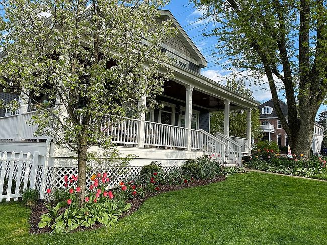Photo of 488 S Columbia St, Naperville, IL