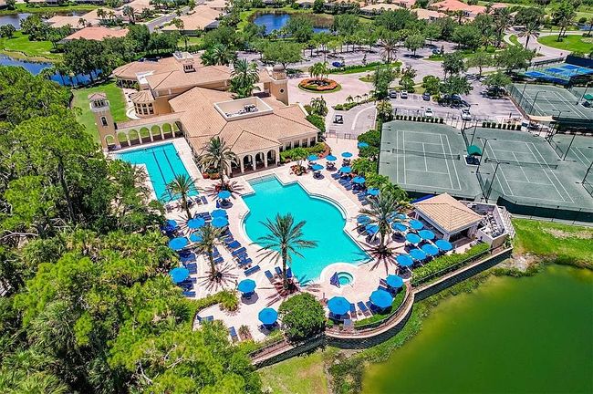 Image of 225 Pesaro Dr